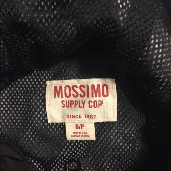 Men’s raincoat/windbreaker - Picture 4 of 4